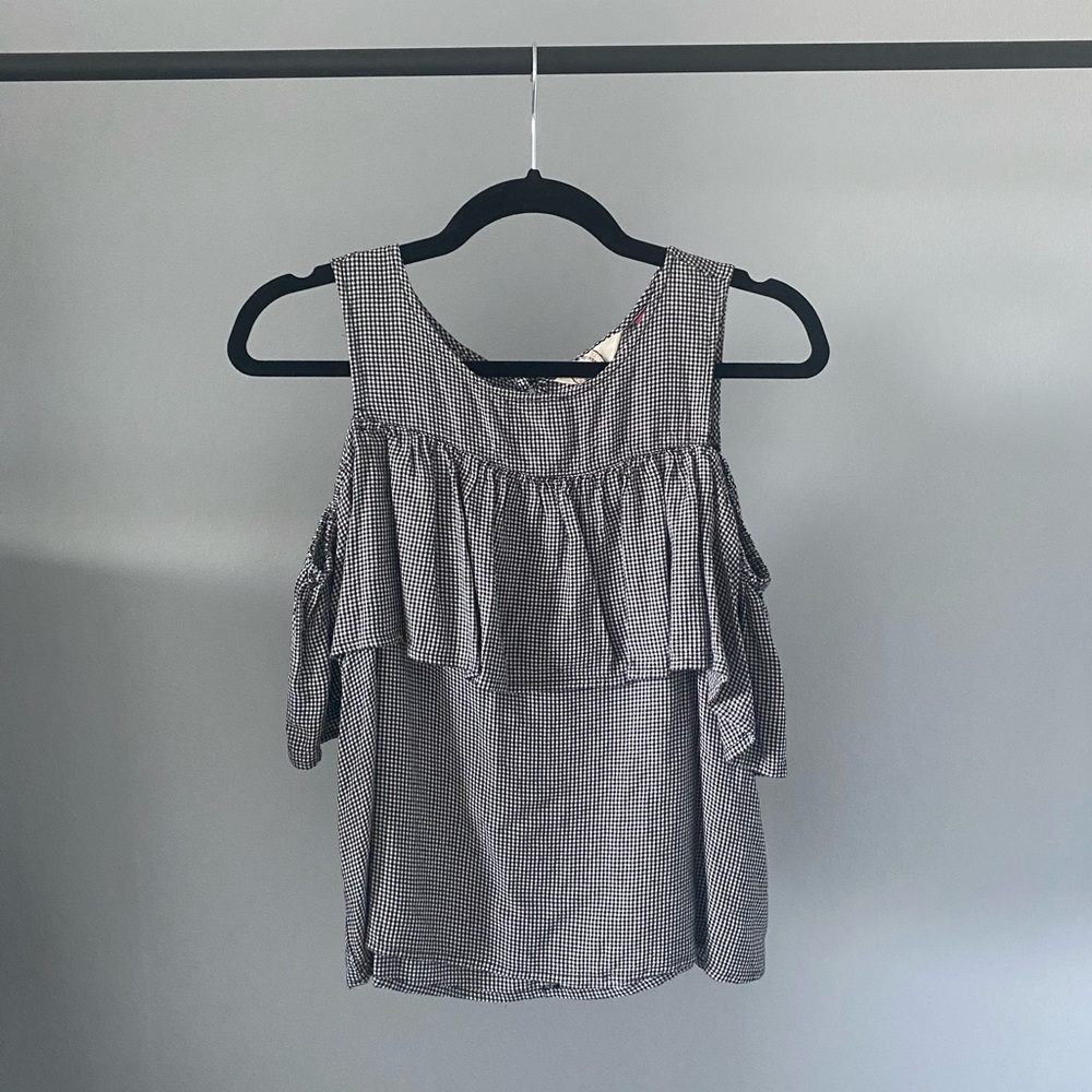 Black and white lightweight blouse